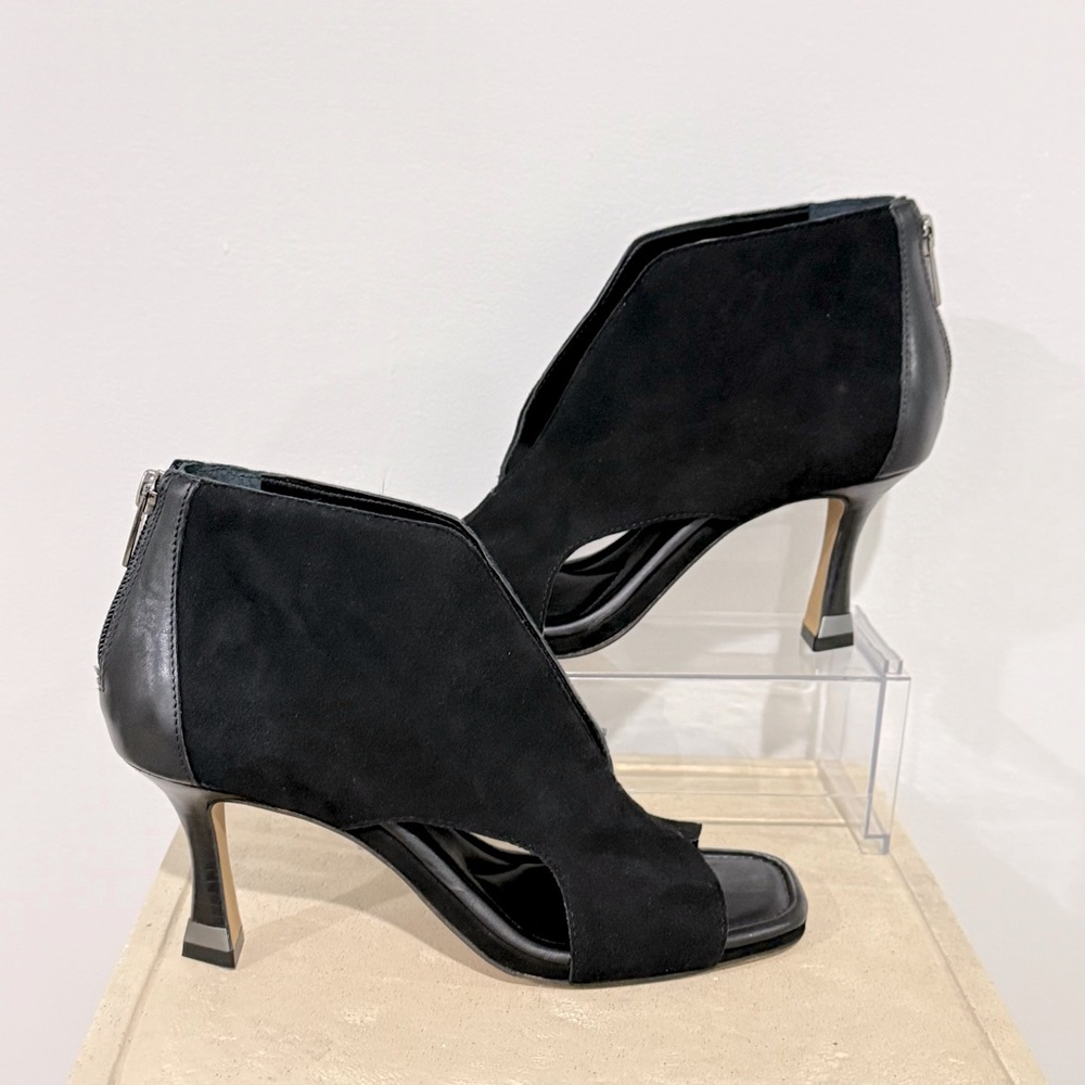 Vince Camuto Black Heeled Sandals